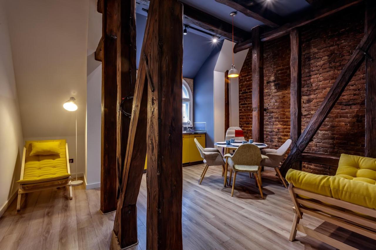 Leogrand Apartments On Kniazia Romana 6 Λβιβ Εξωτερικό φωτογραφία