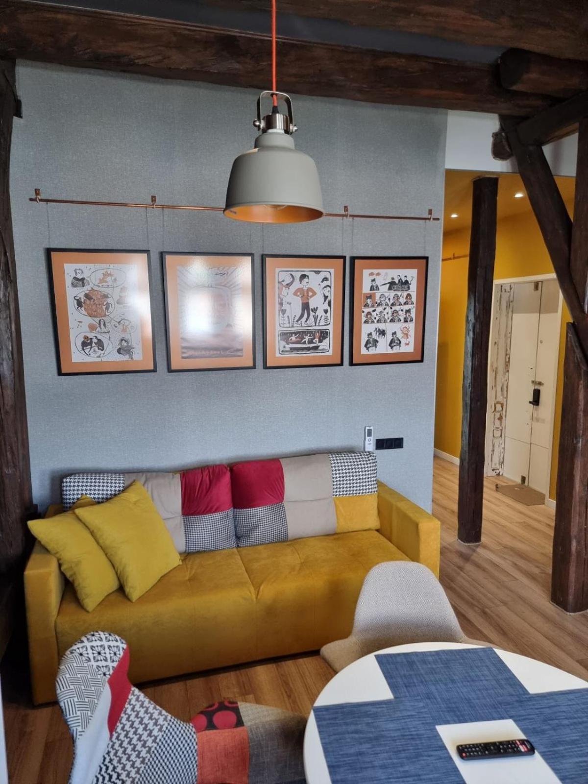 Leogrand Apartments On Kniazia Romana 6 Λβιβ Εξωτερικό φωτογραφία